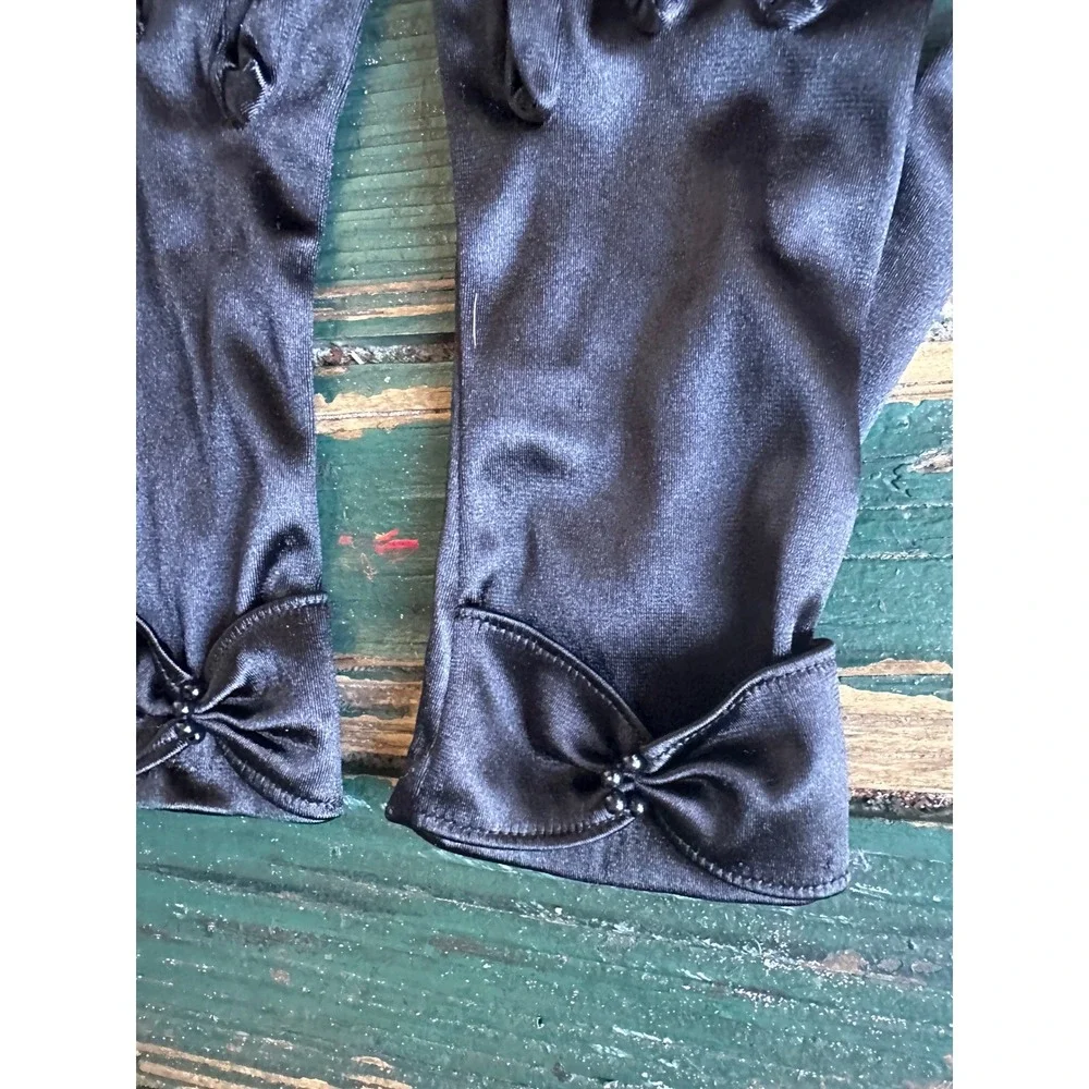 Vintage Black Satin Bow Wrist Length Formal Evening Gloves One Size RN 81088